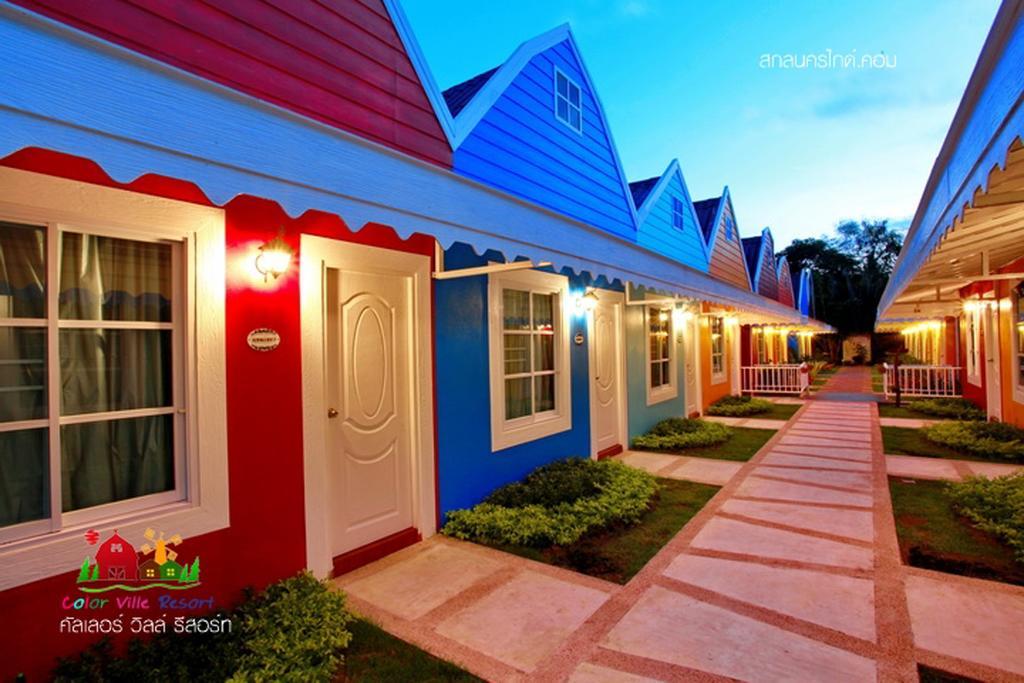 Color Ville Hotel Sha Certified Sakon Nakhon Bagian luar foto