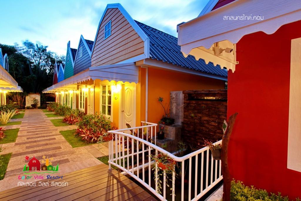 Color Ville Hotel Sha Certified Sakon Nakhon Bagian luar foto