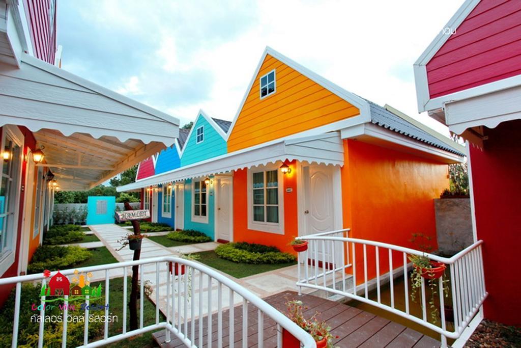 Color Ville Hotel Sha Certified Sakon Nakhon Bagian luar foto