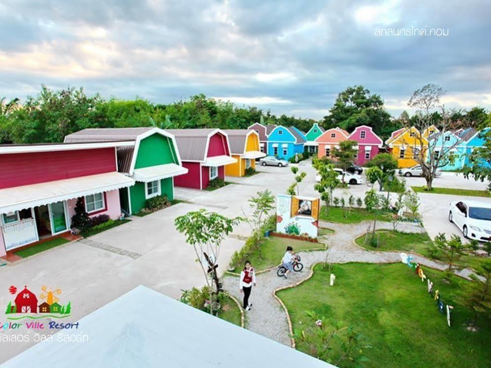Color Ville Hotel Sha Certified Sakon Nakhon Bagian luar foto